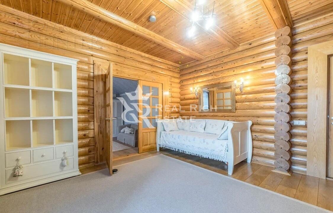 2-этажный коттедж 725 м² с отделкой