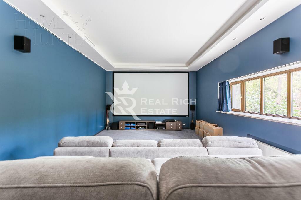 2-этажный коттедж 1 200 м² с отделкой