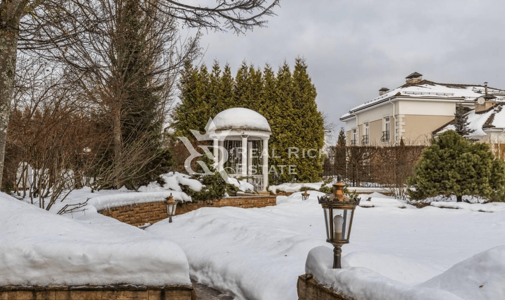 2-этажный коттедж 460 м² с отделкой