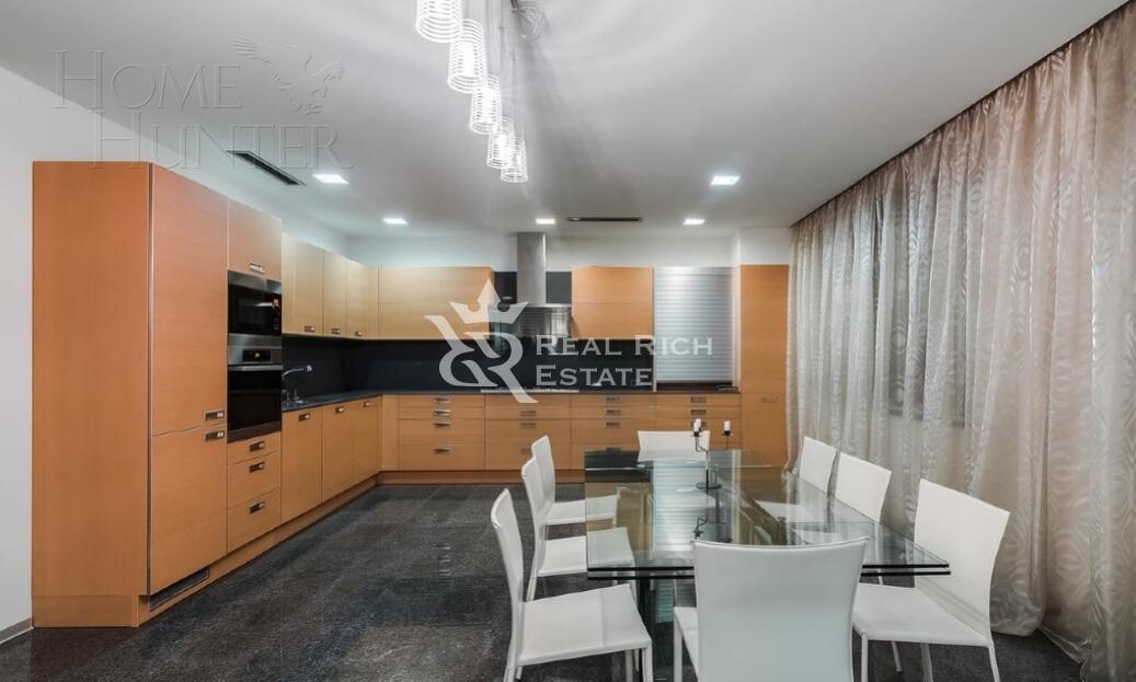 2-этажный коттедж 670 м² с отделкой