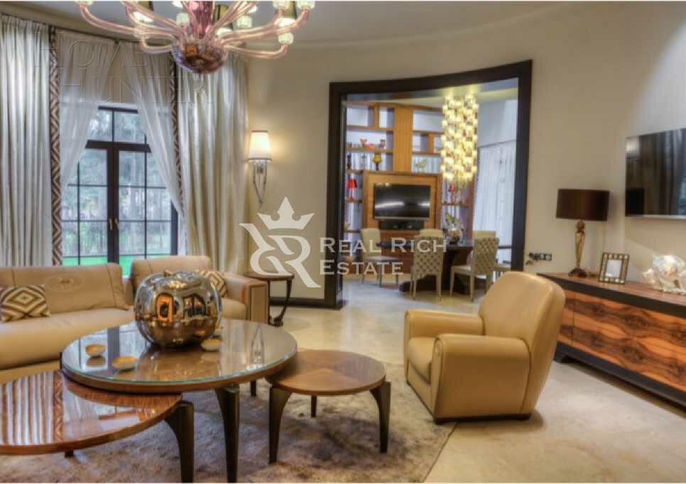 2-этажный коттедж 800 м² с отделкой