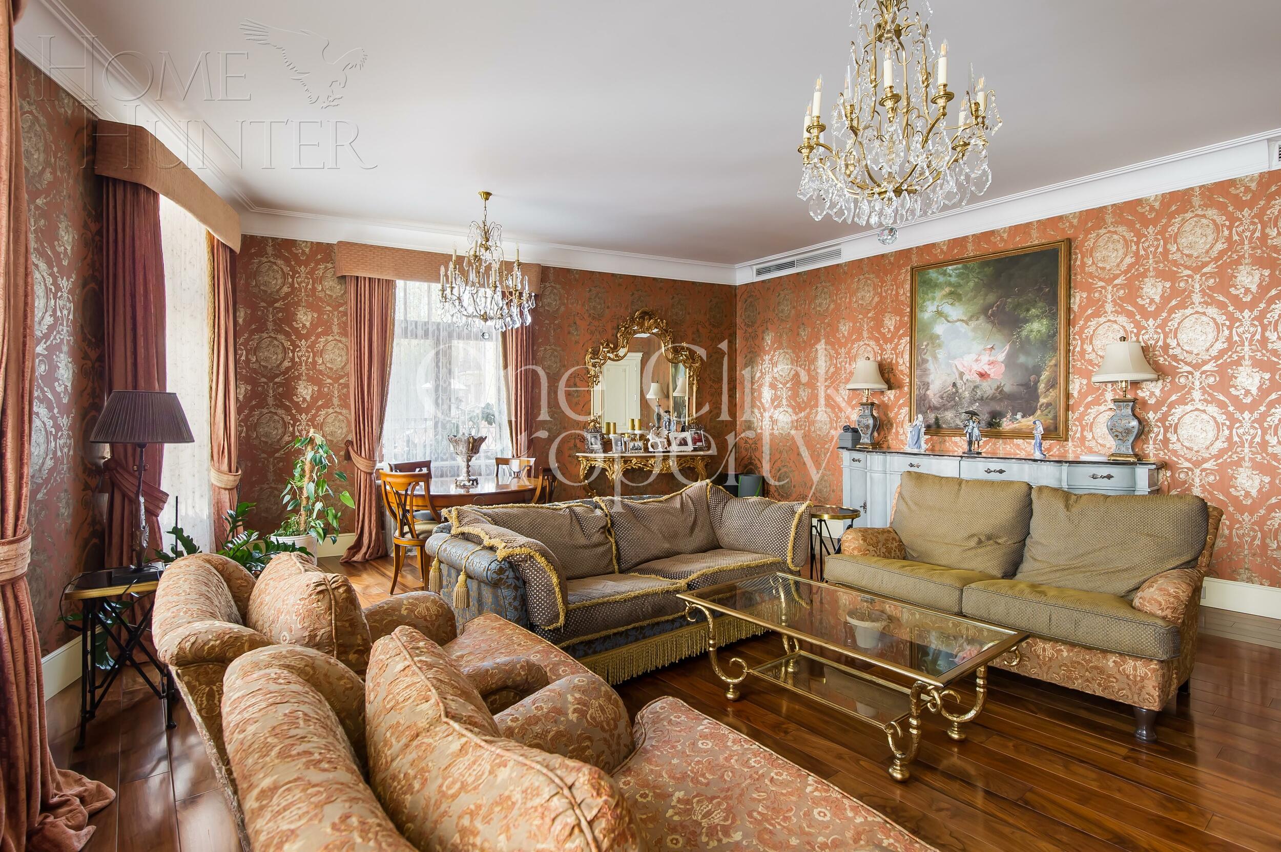 5-КОМН. КВАРТИРА С ОТДЕЛКОЙ 240 М² НА 3 ЭТАЖЕ