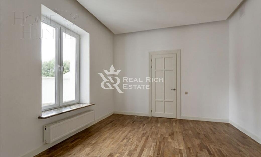 2-этажный таунхаус 350 м² с отделкой