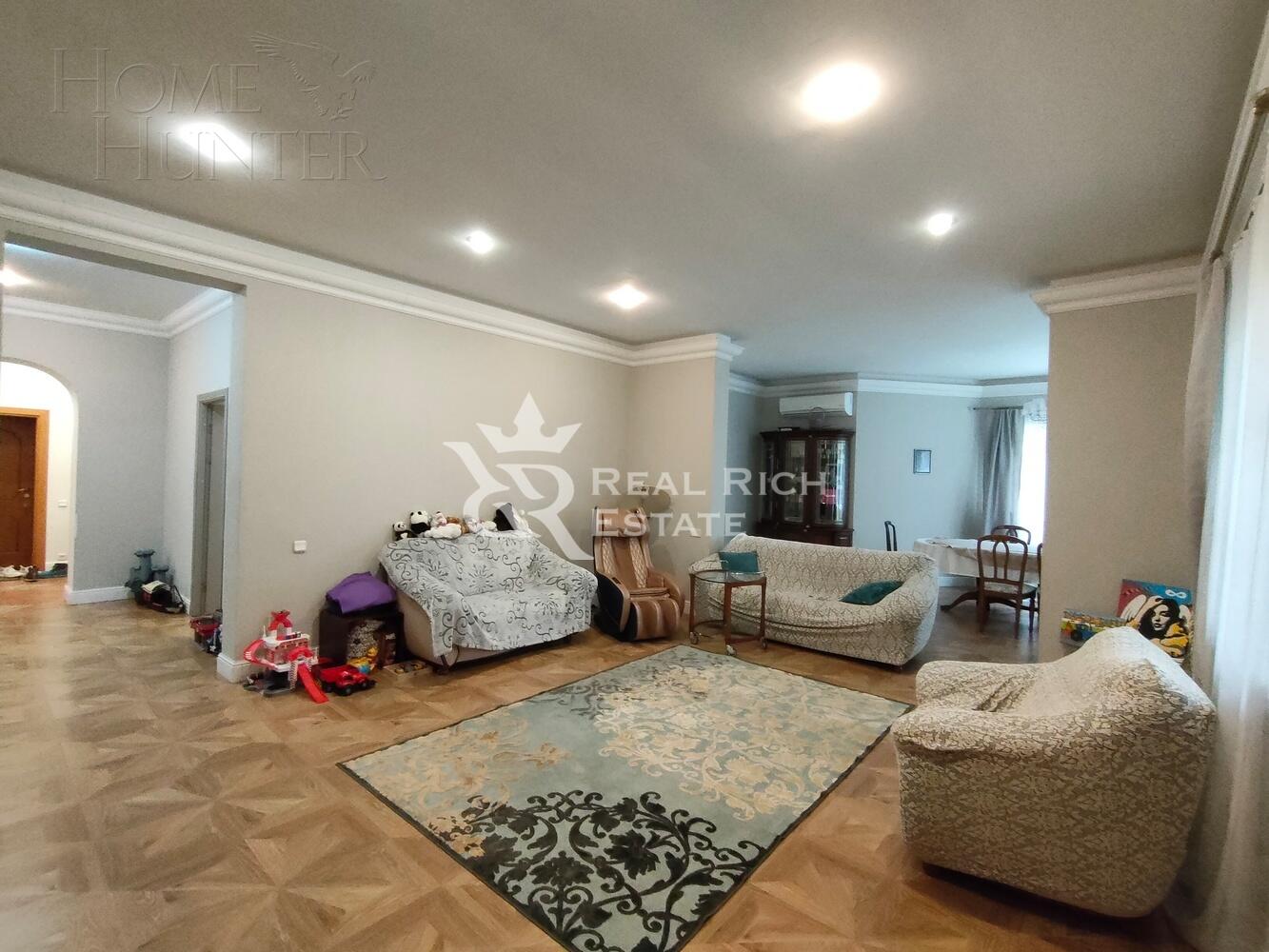 2-этажный коттедж 500.5 м² с отделкой