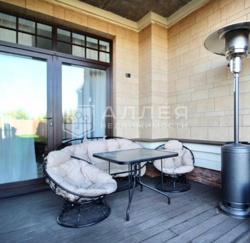 3-этажный таунхаус 320 м² с отделкой