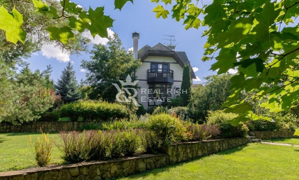 2-этажный коттедж 500 м² с отделкой