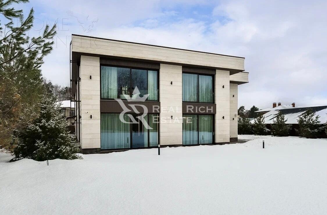 2-этажный коттедж 787.3 м² с отделкой