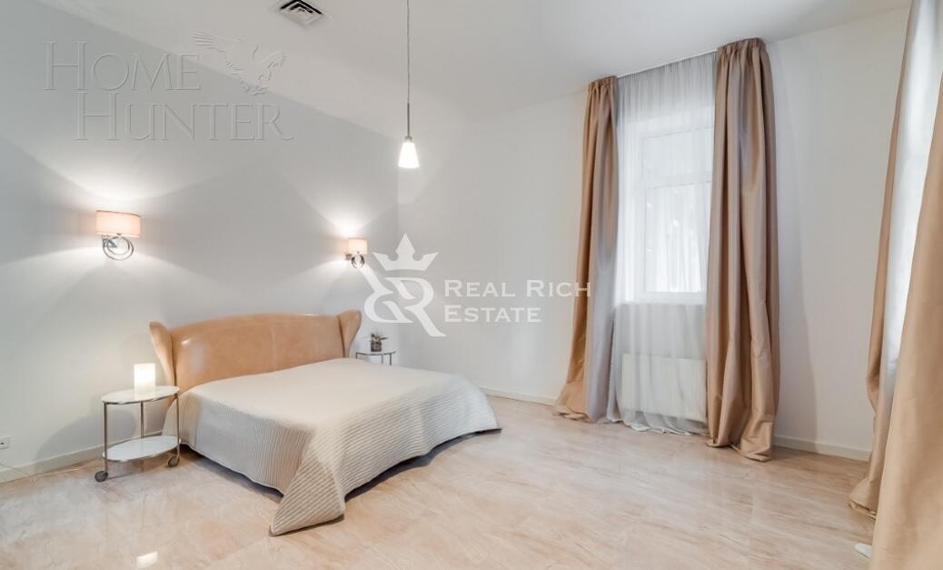 3-этажный коттедж 1 000 м² с отделкой