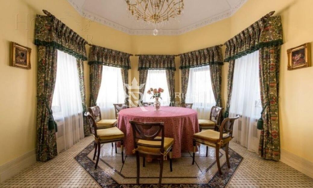 2-этажный коттедж 650 м² с отделкой