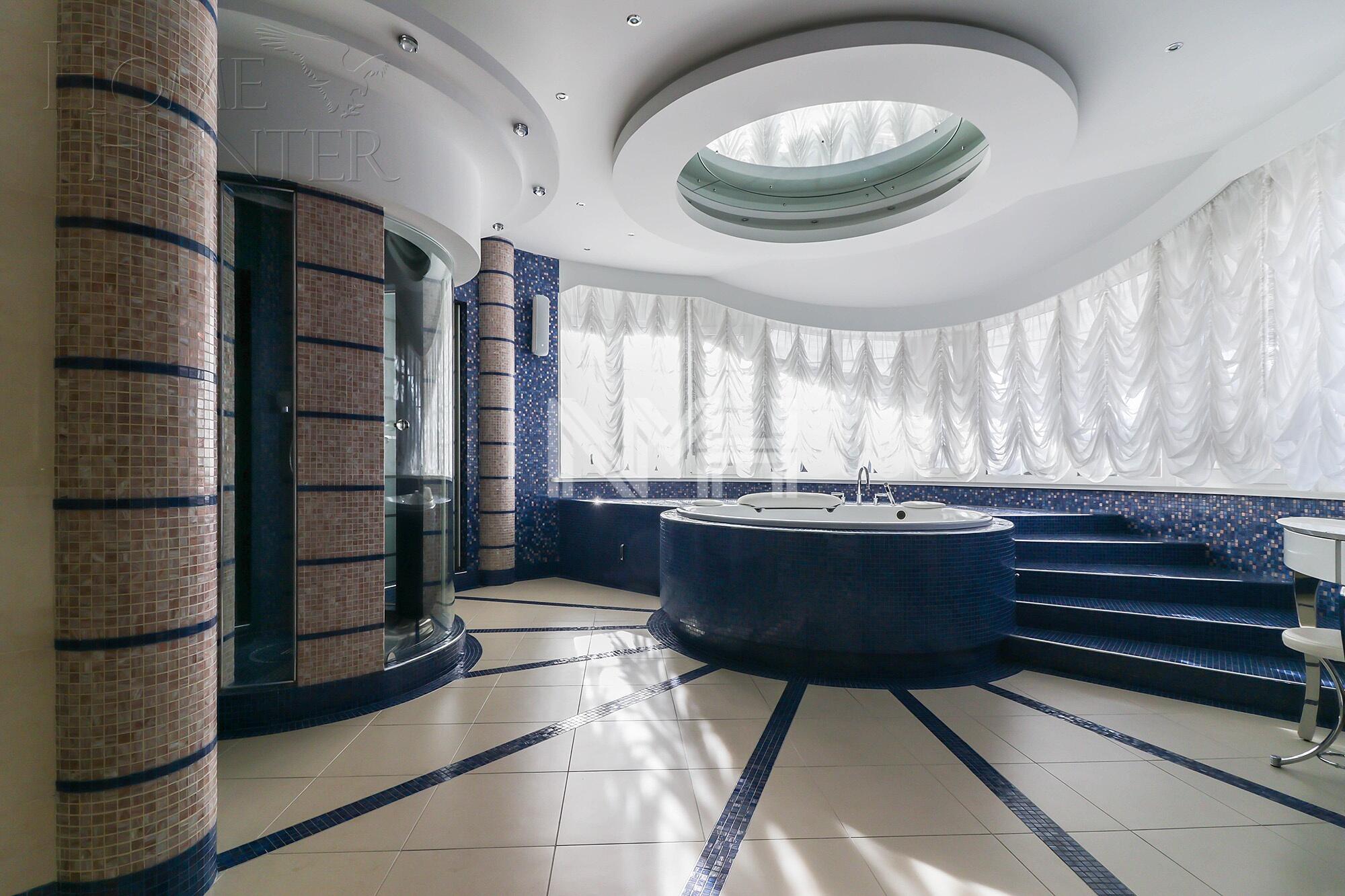 3-этажный коттедж 1 238 м² с отделкой