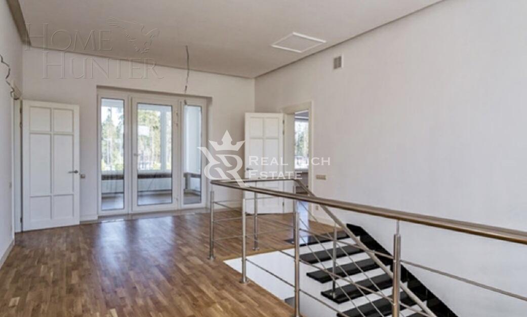 2-этажный таунхаус 383 м² с отделкой