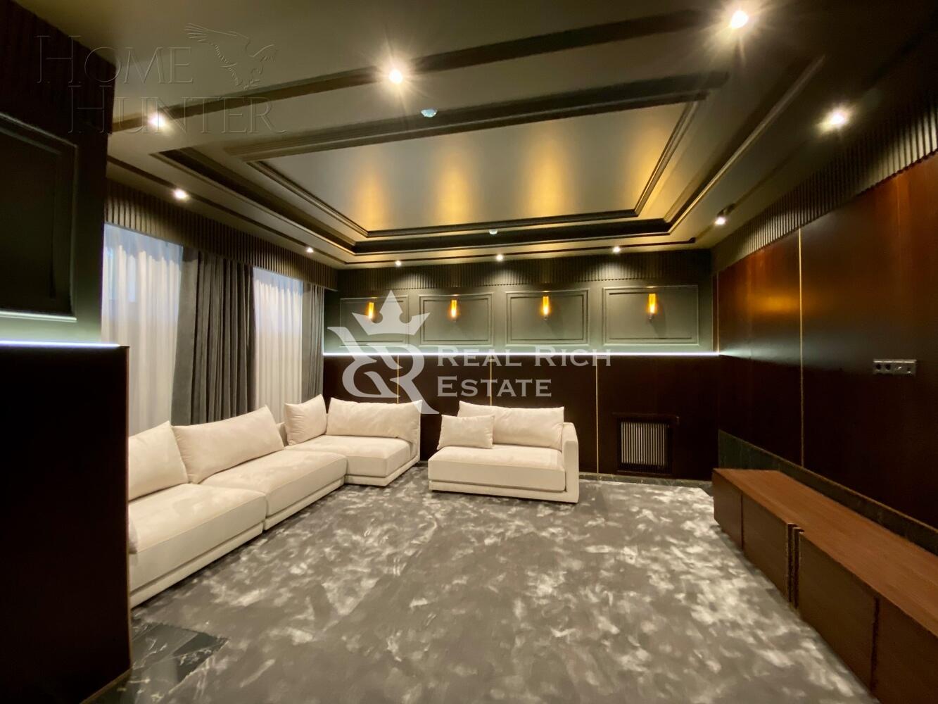 3-этажный коттедж 697 м² с отделкой