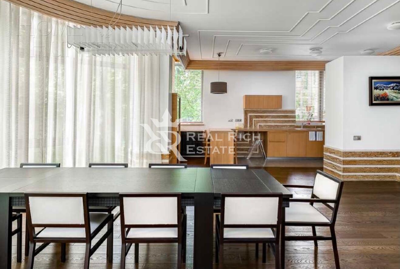 2-этажный коттедж 891 м² с отделкой