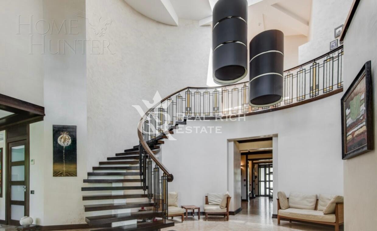 2-этажный коттедж 860 м² с отделкой