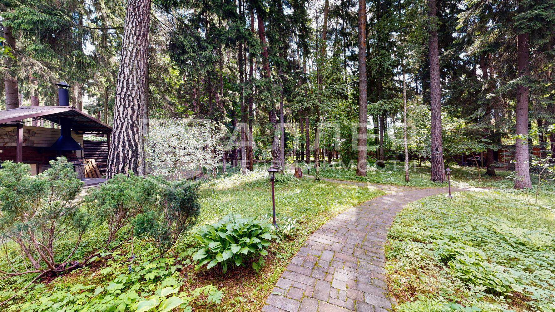 2-этажный коттедж 820 м² с отделкой