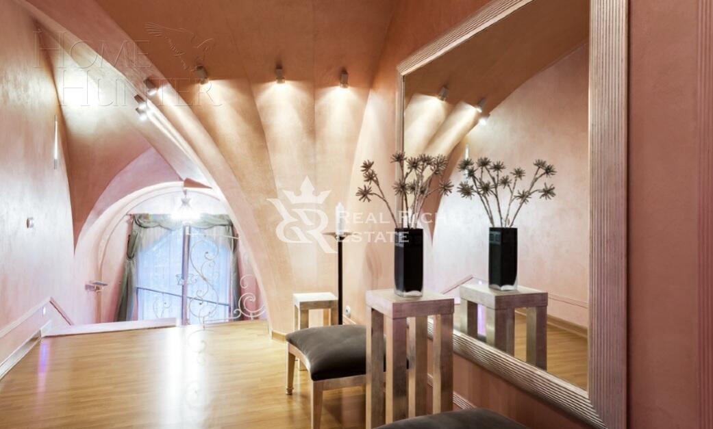 2-этажный коттедж 1 107.8 м² с отделкой