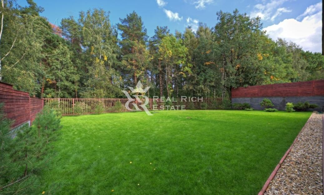 1-этажный коттедж 800 м² с отделкой