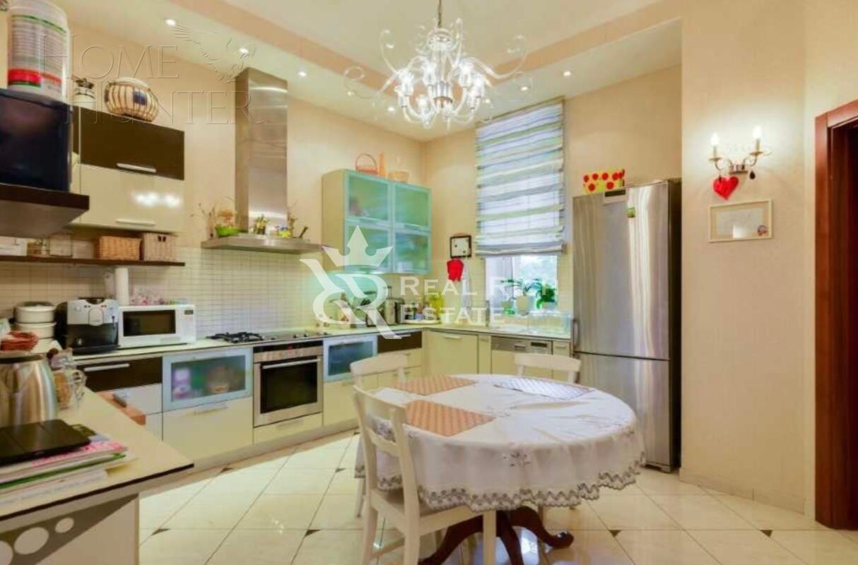 2-этажный коттедж 480 м² с отделкой