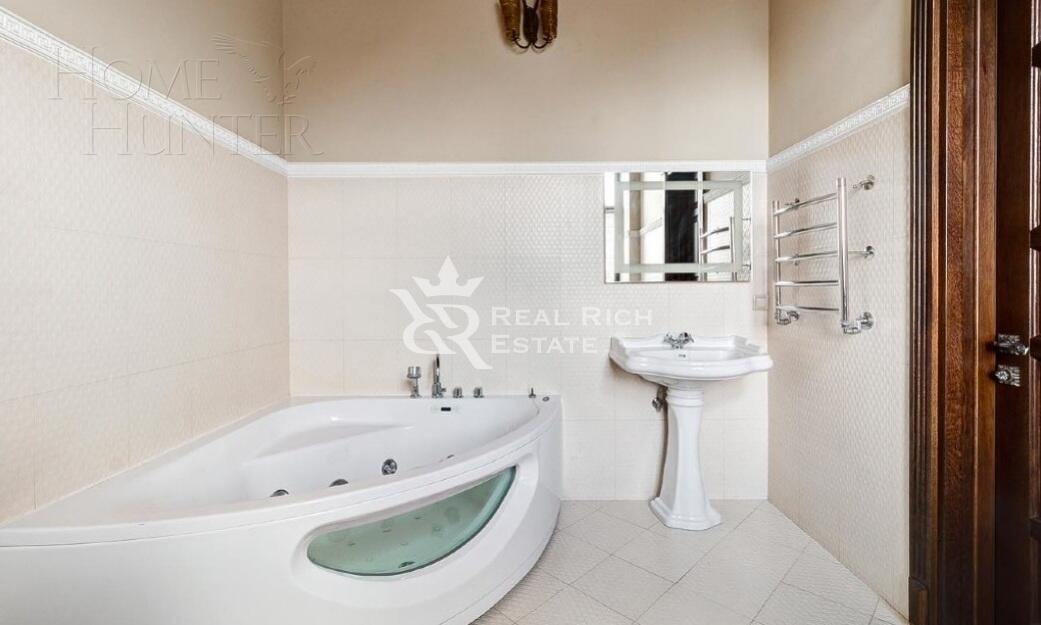 2-этажный коттедж 980 м² с отделкой