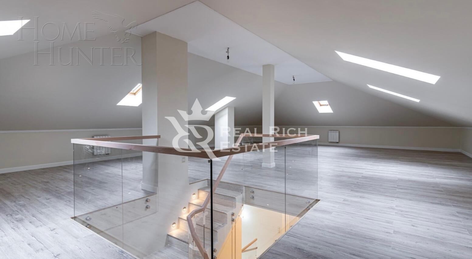 2-этажный коттедж 350 м² с отделкой