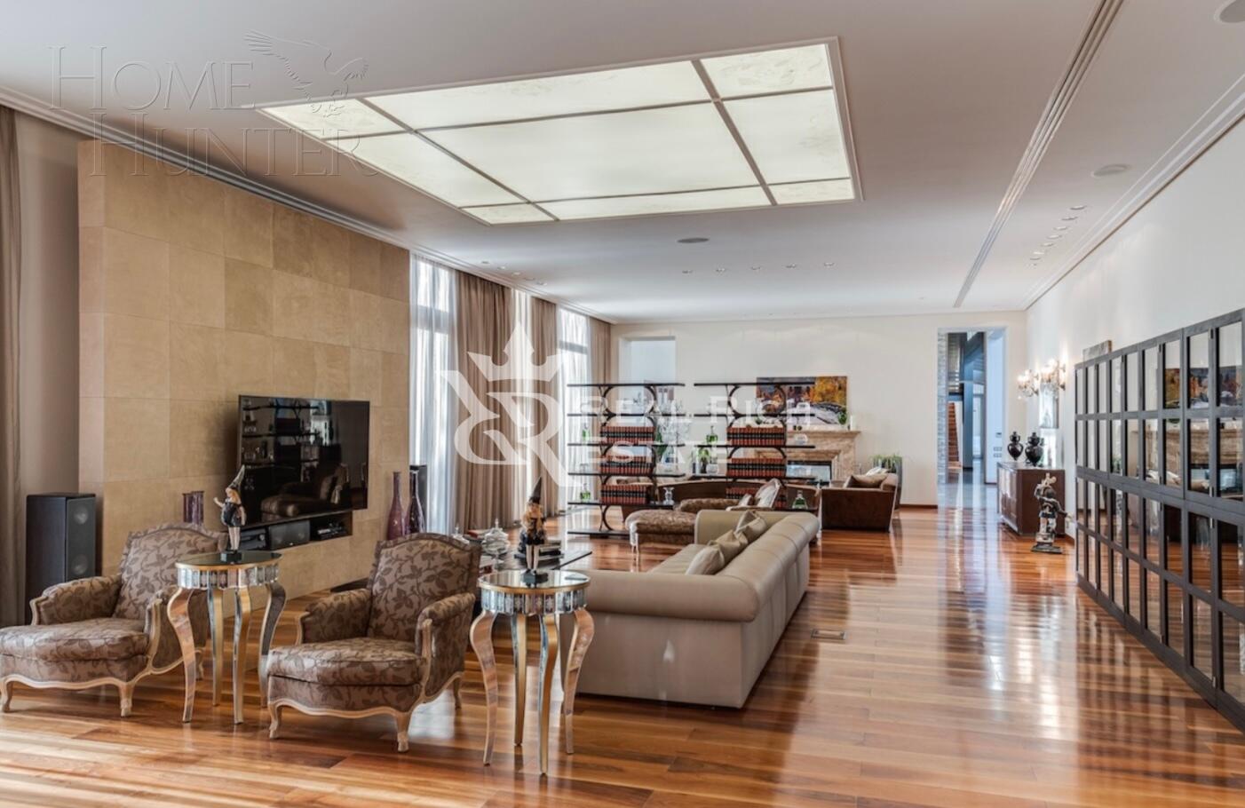 2-этажный коттедж 1 360 м² с отделкой