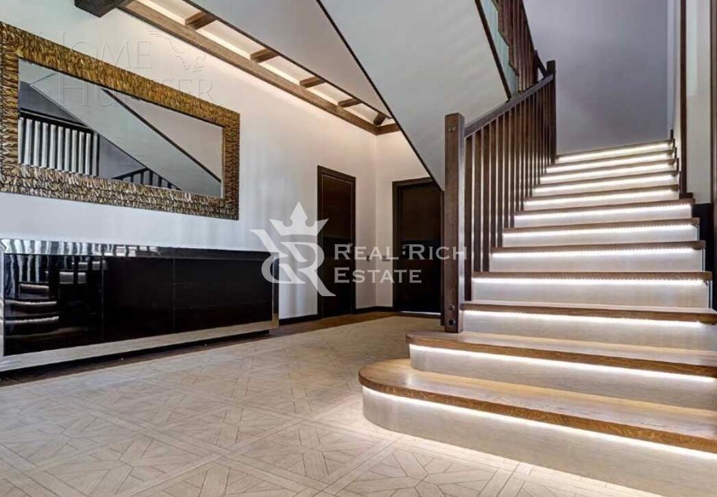 2-этажный коттедж 450 м² с отделкой