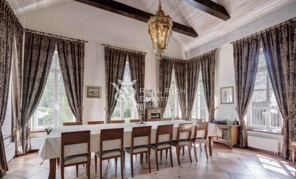 2-этажный коттедж 700 м² с отделкой