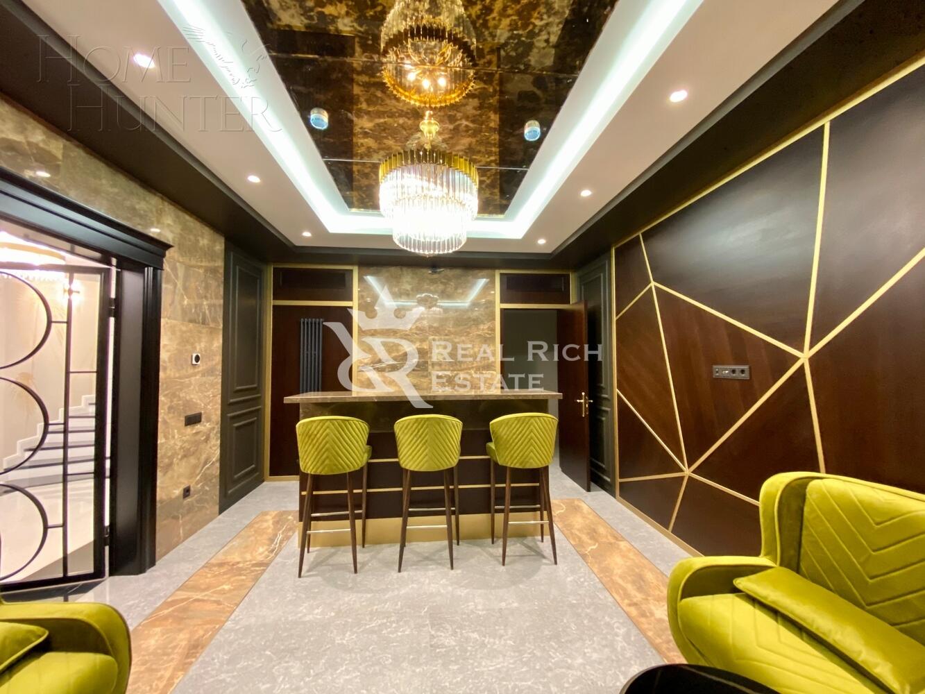 3-этажный коттедж 697 м² с отделкой