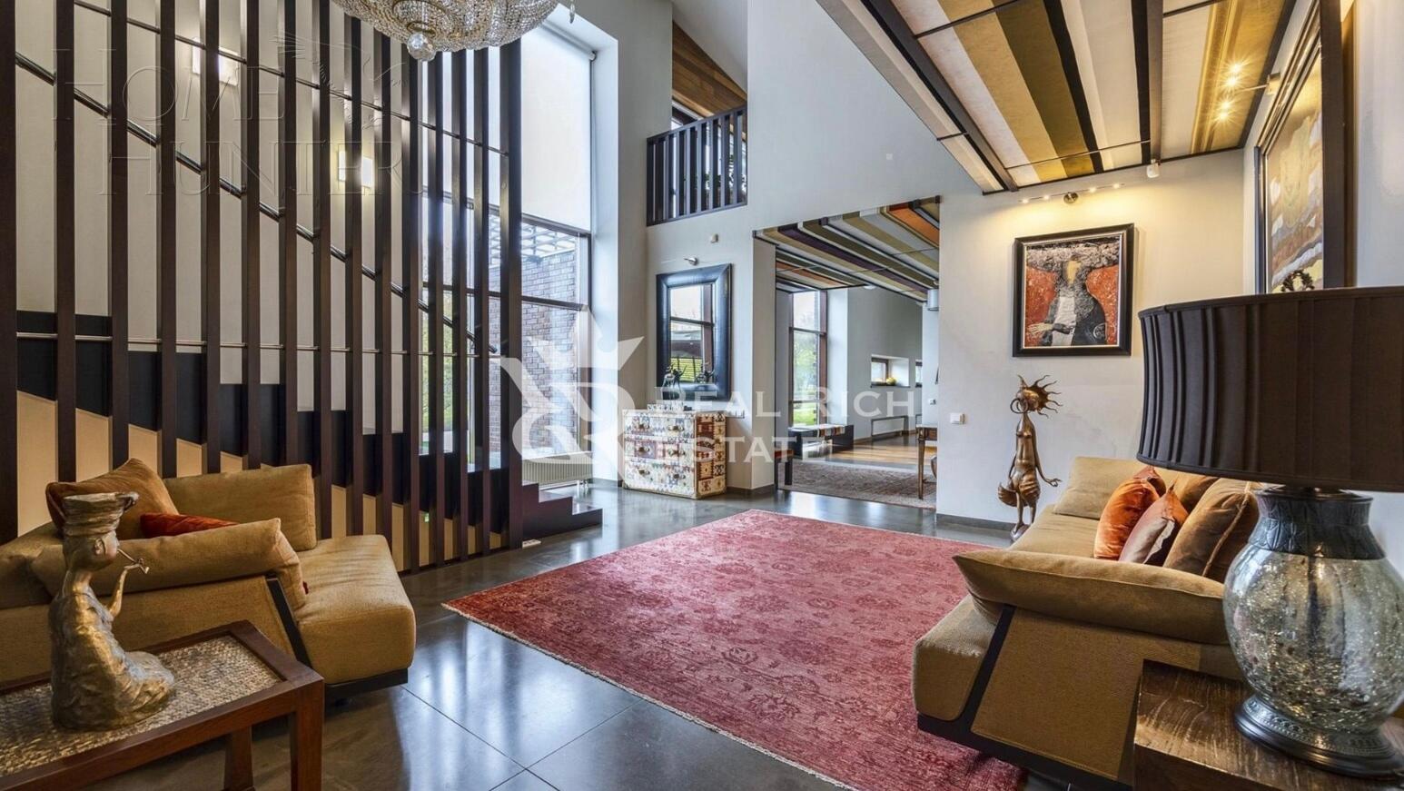 2-этажный коттедж 1 254 м² с отделкой