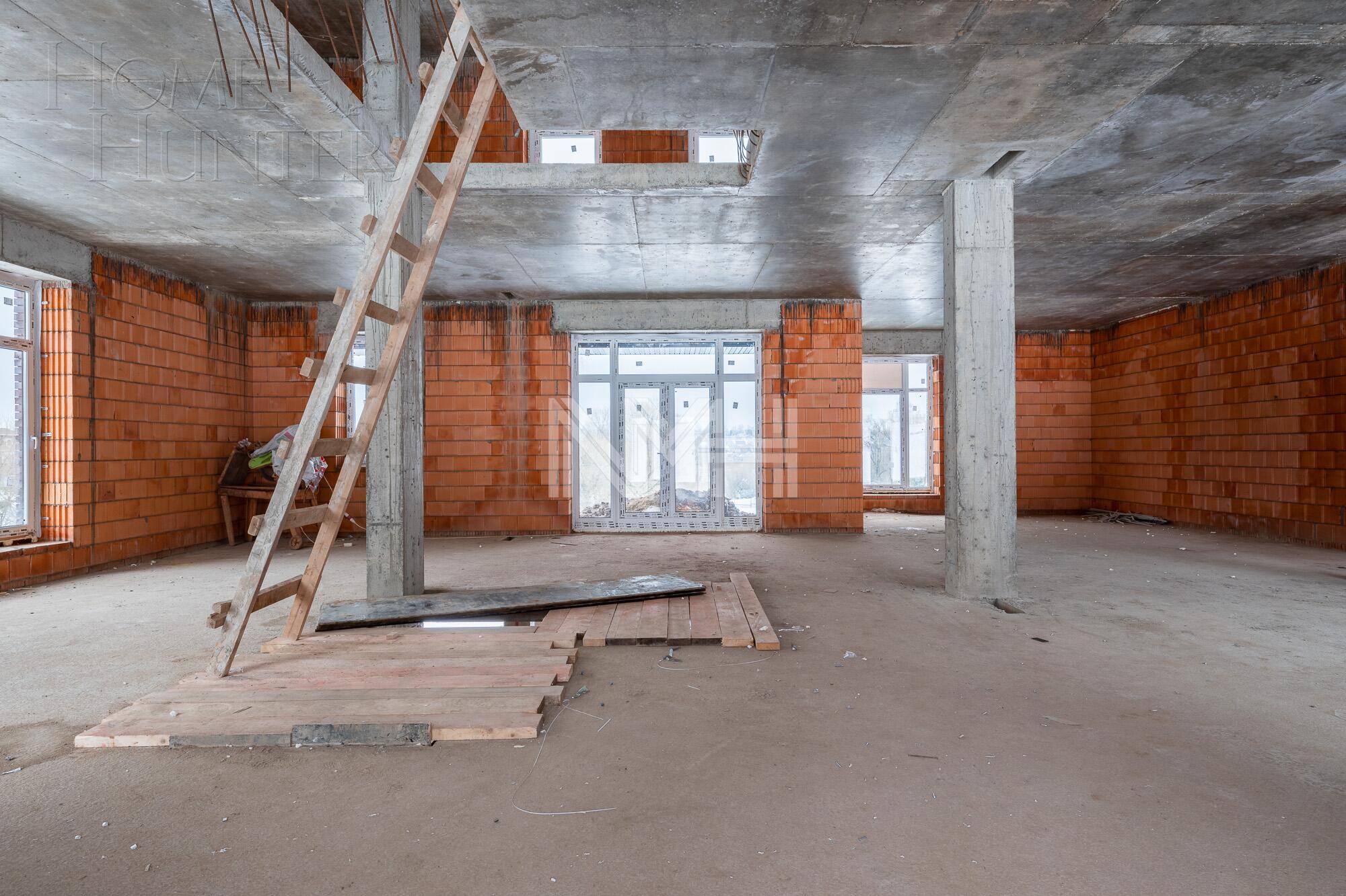 2-этажный коттедж 495 м² без отделки