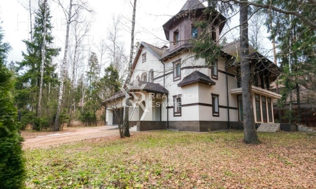 2-этажный коттедж 504 м² без отделки