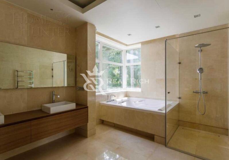 2-этажный коттедж 1 200 м² с отделкой