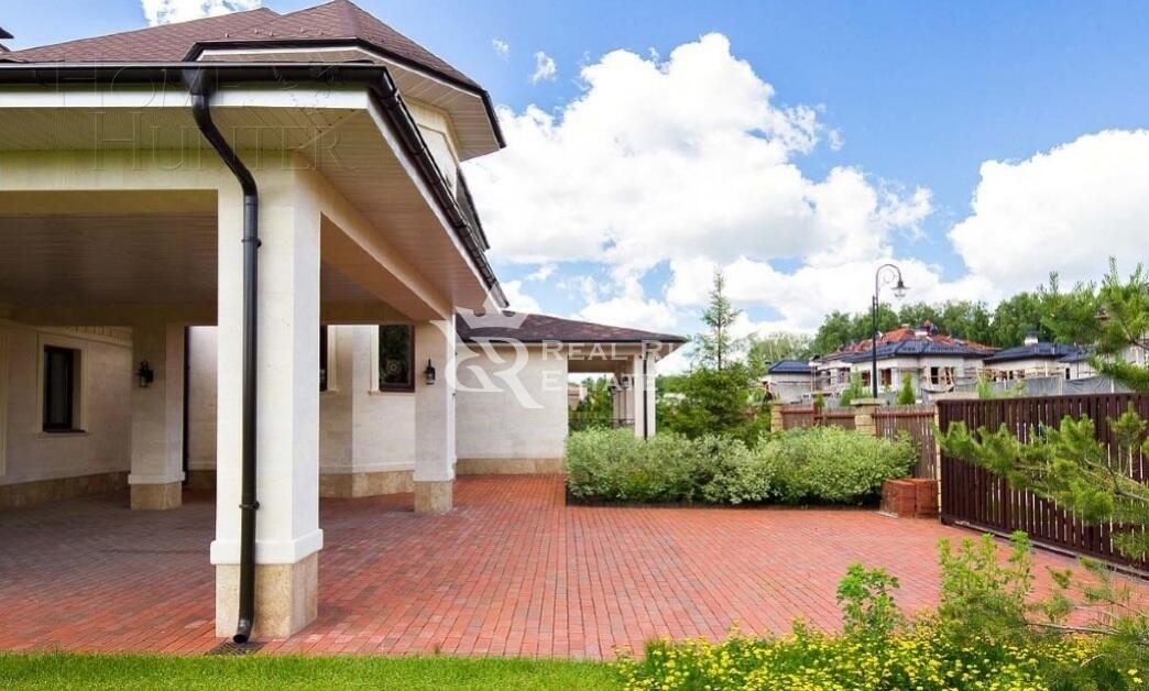 2-этажный коттедж 500 м² с отделкой