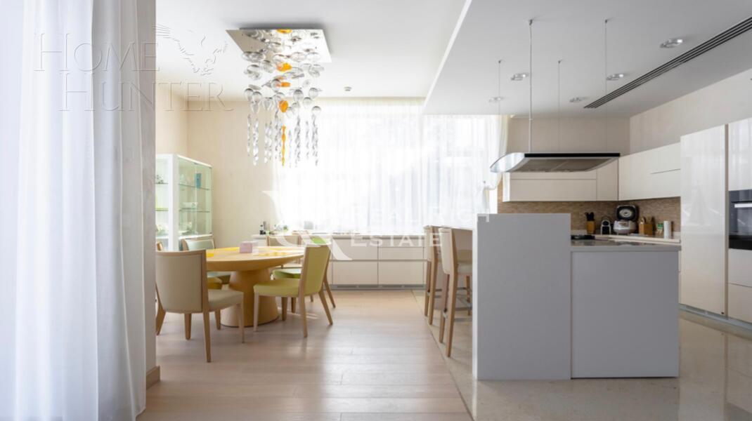 2-этажный коттедж 550 м² с отделкой