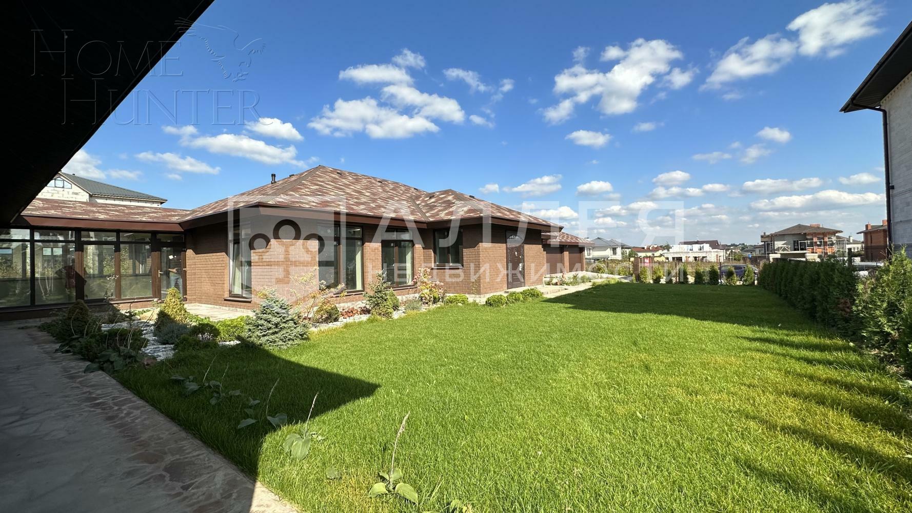 1-этажный коттедж 520.9 м² без отделки