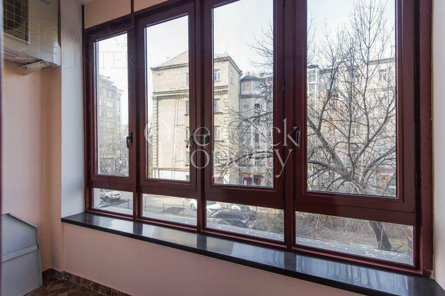 4-КОМН. КВАРТИРА С ОТДЕЛКОЙ 180 М² НА 2 ЭТАЖЕ