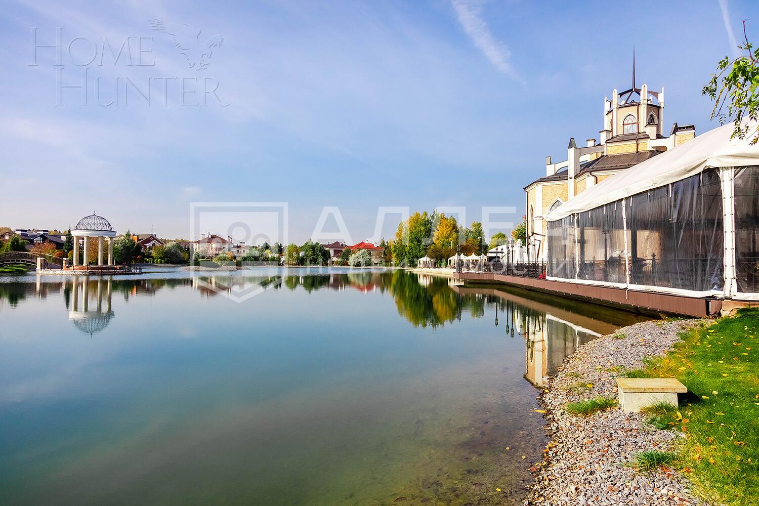 3-этажный коттедж 1 300 м² с отделкой