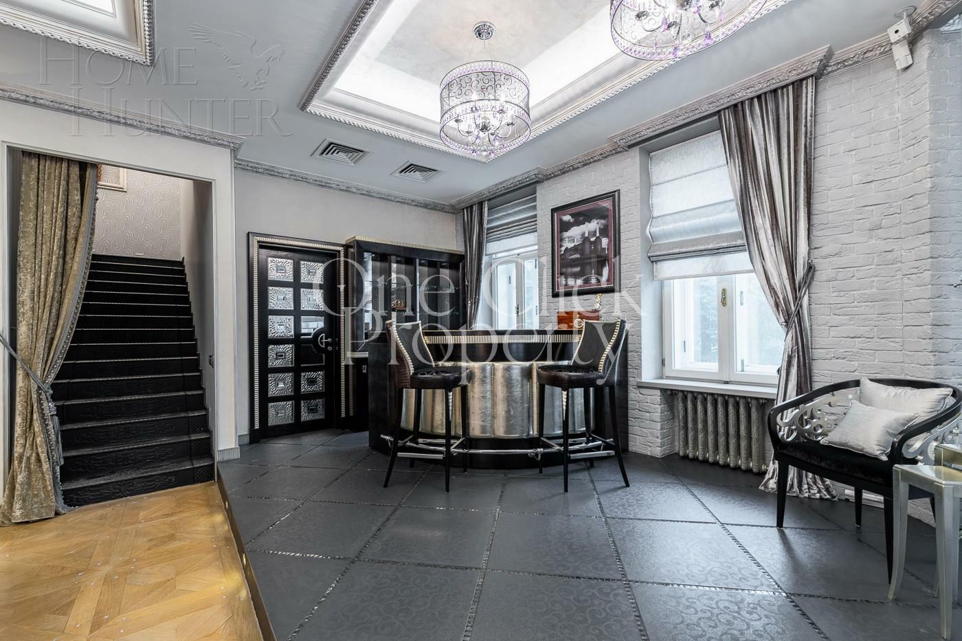 2-УРОВНЕВАЯ КВАРТИРА С ОТДЕЛКОЙ 347 М² НА 2 ЭТАЖЕ