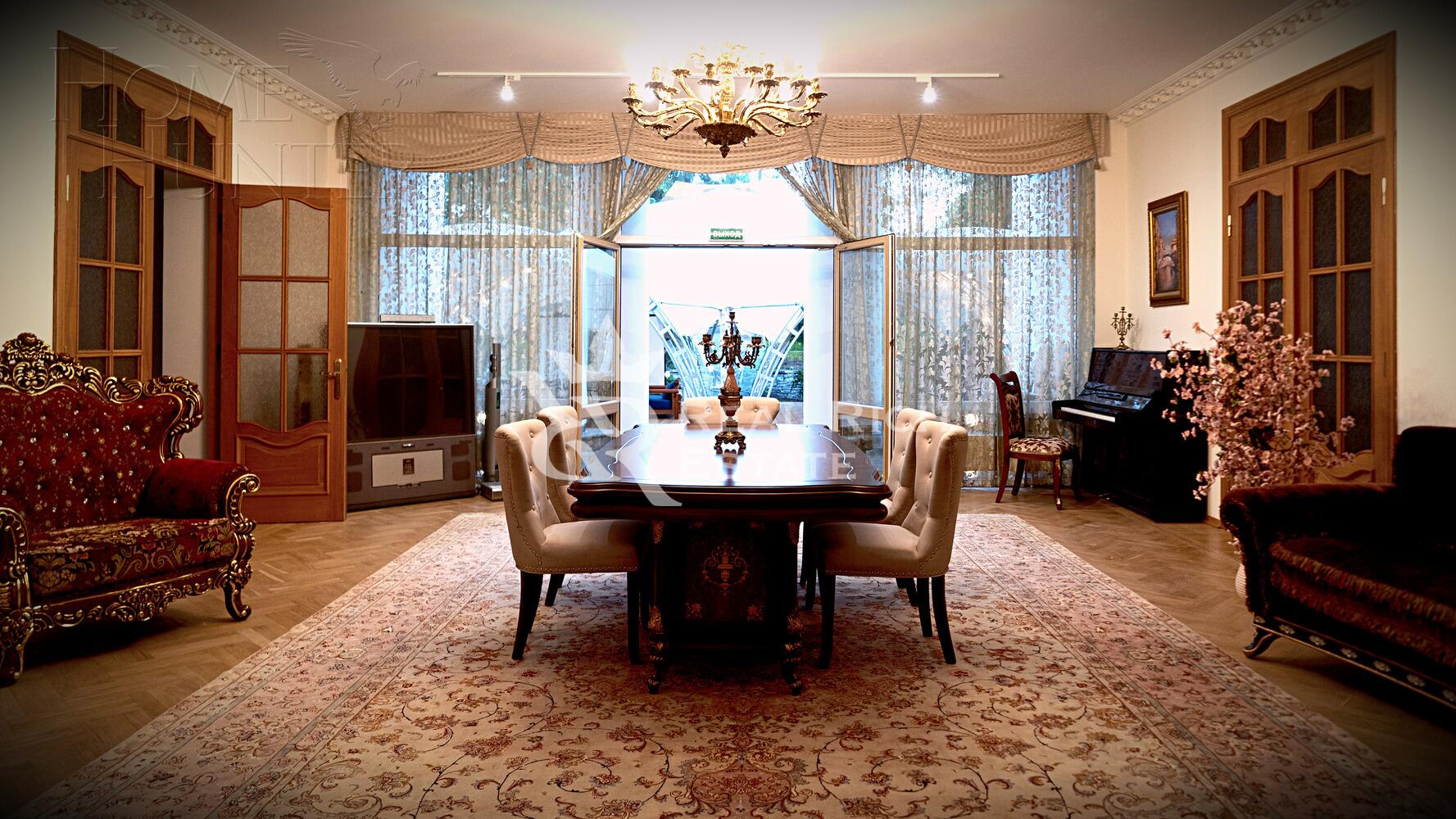 2-этажный коттедж 1 550 м² без отделки