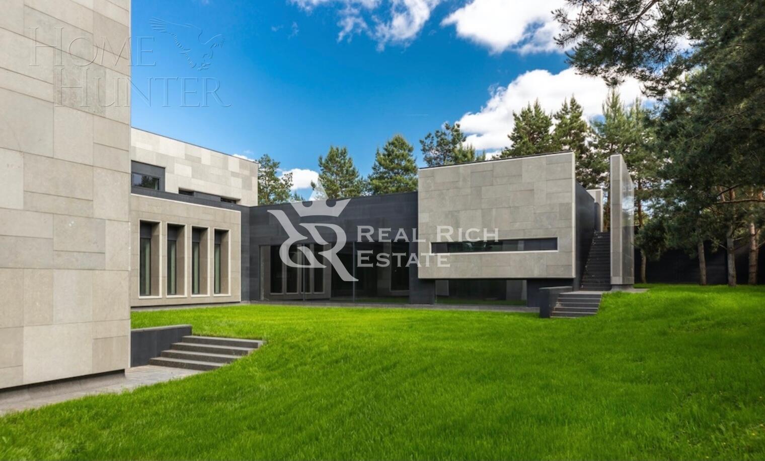 2-этажный коттедж 2 027.4 м² без отделки