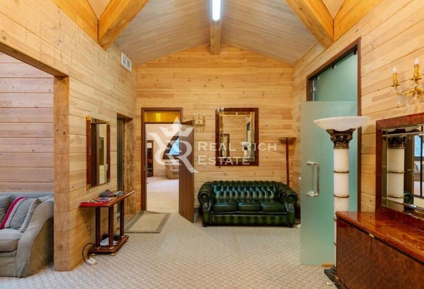 2-этажный коттедж 1 600 м² с отделкой