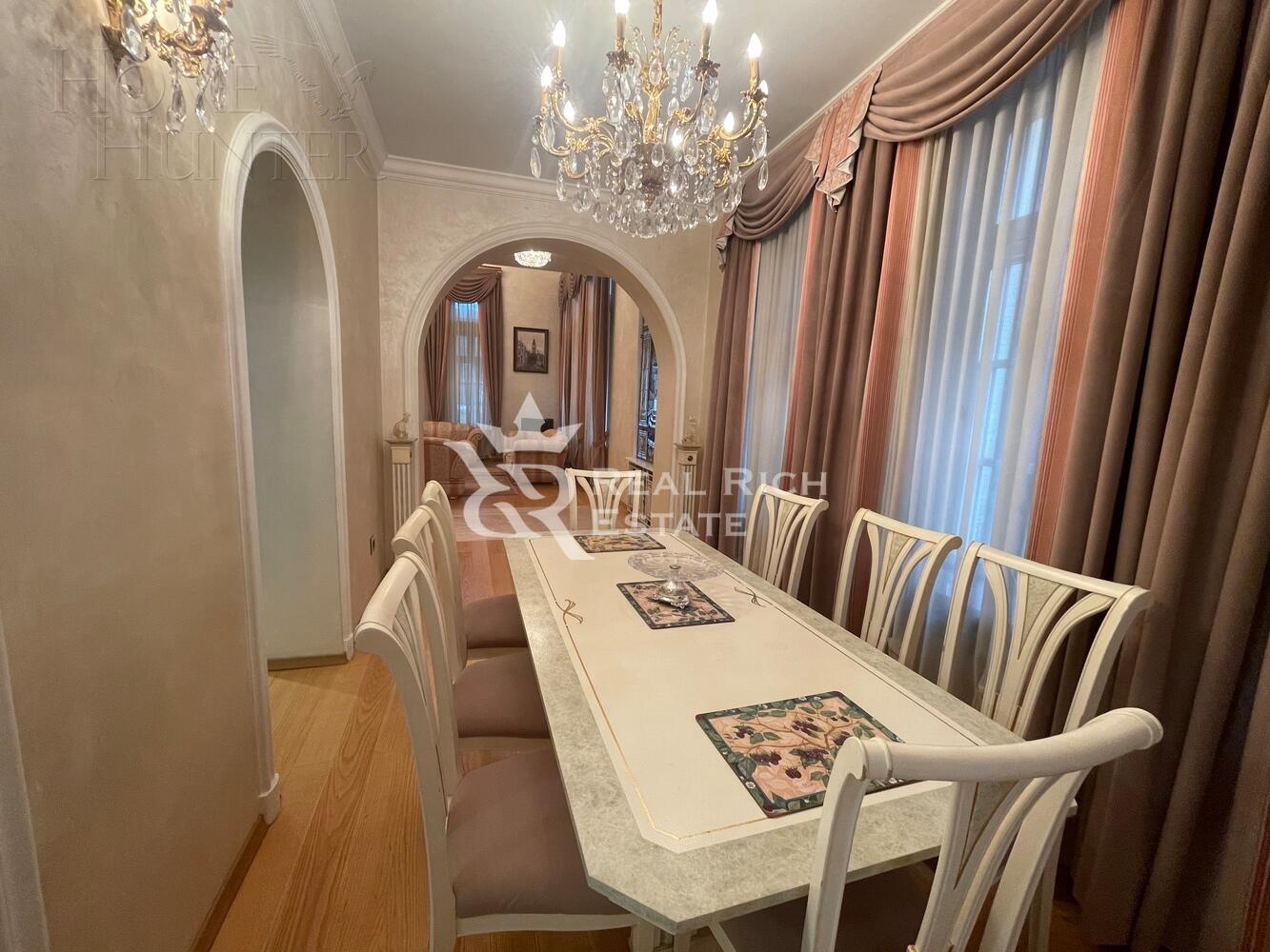 3-этажный коттедж 674 м² с отделкой