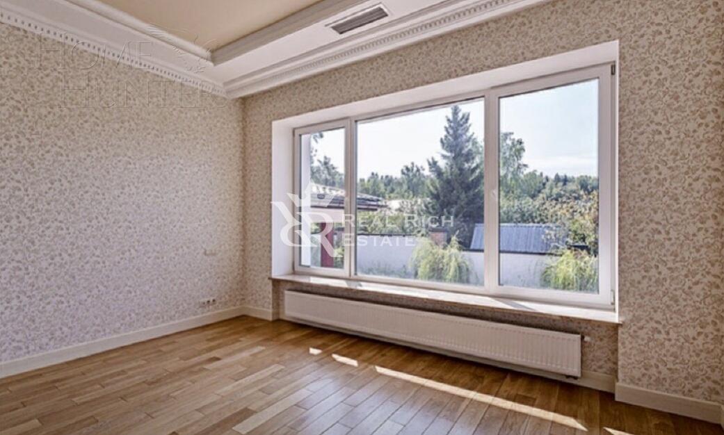 2-этажный таунхаус 338 м² с отделкой