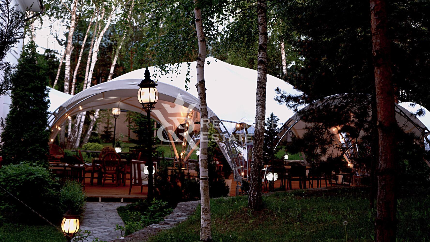 2-этажный коттедж 1 550 м² без отделки