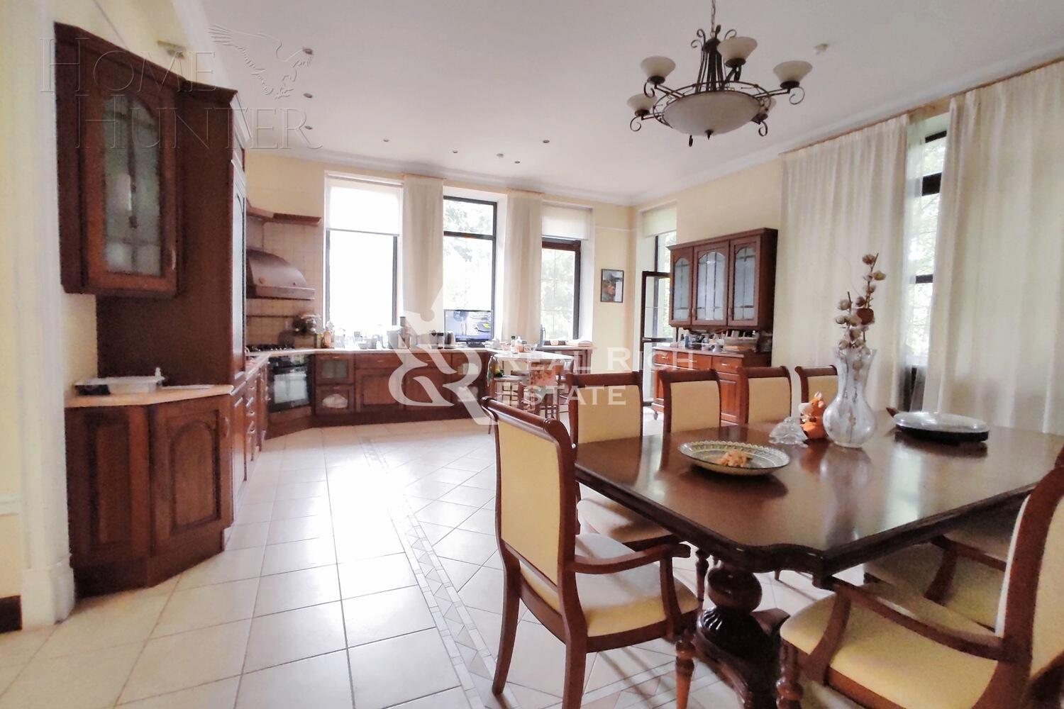 2-этажный коттедж 462 м² с отделкой