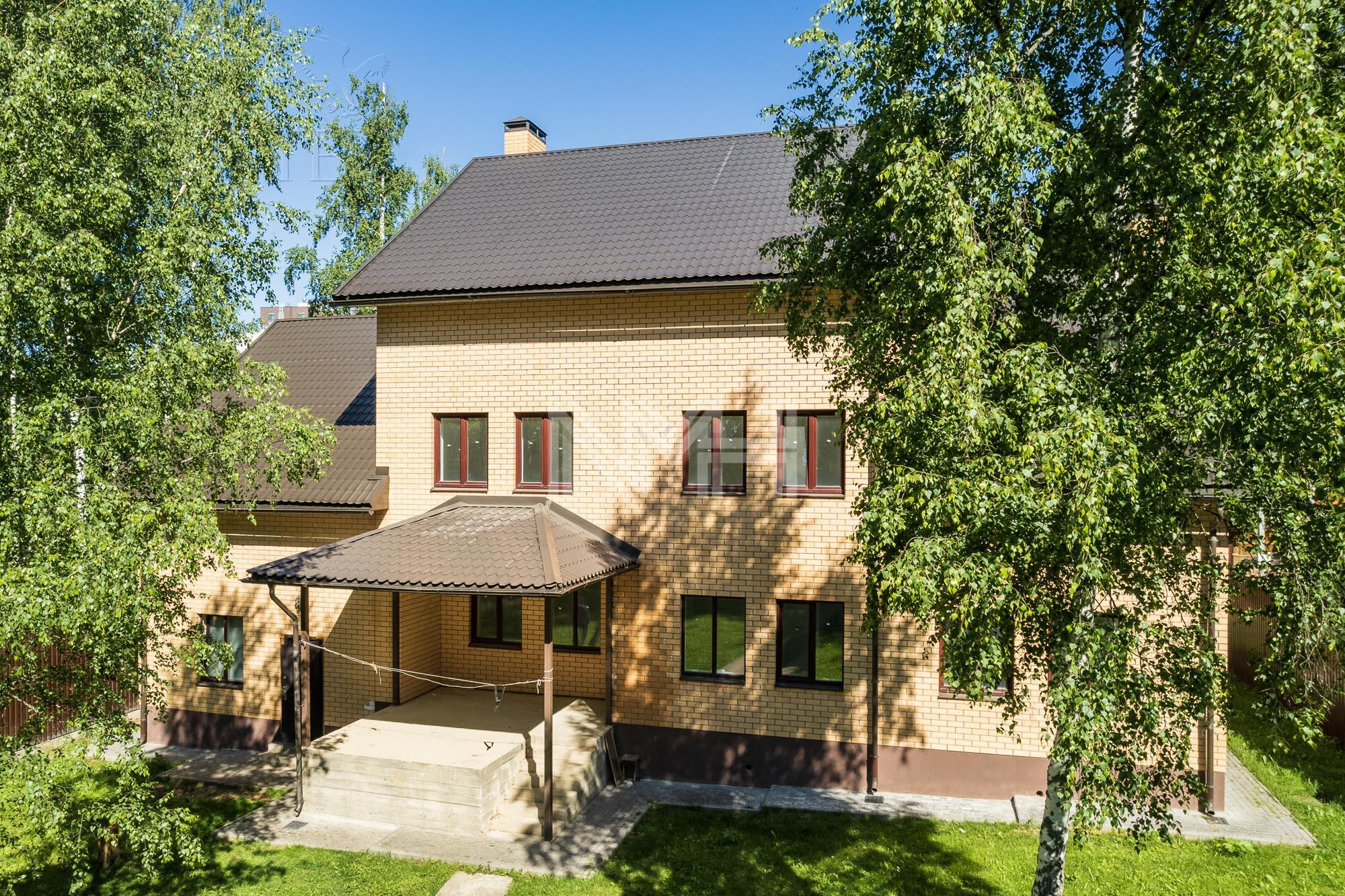 2-этажный коттедж 415 м² без отделки