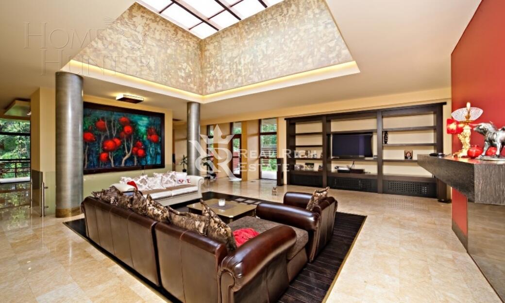 1-этажный коттедж 800 м² с отделкой