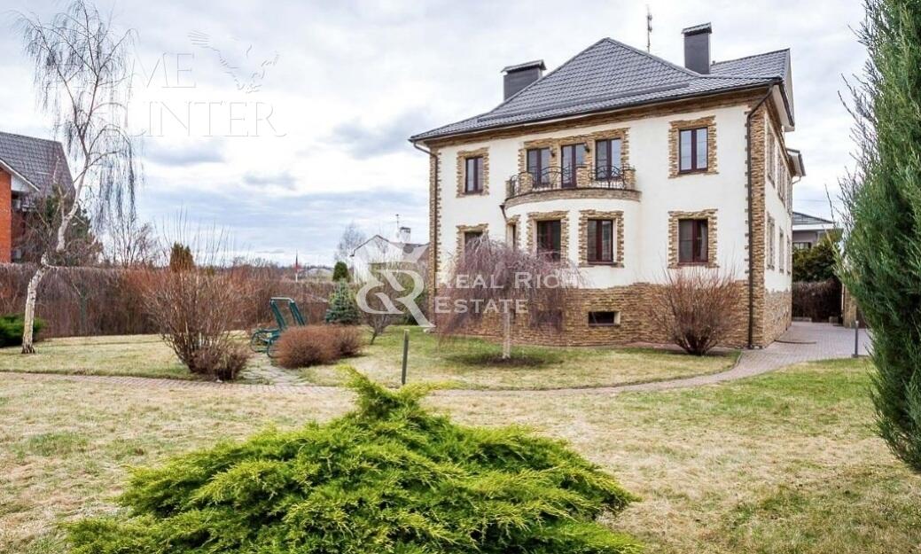 2-этажный коттедж 700 м² с отделкой