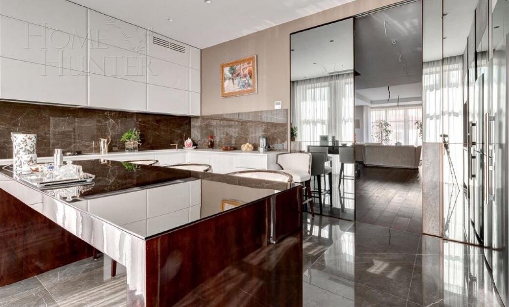 2-этажный коттедж 438 м² с отделкой