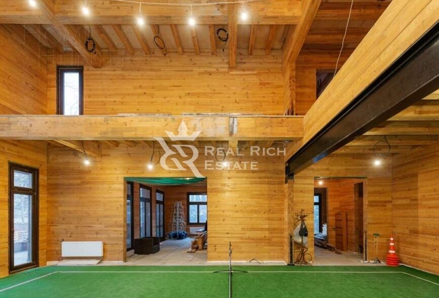 2-этажный коттедж 1 600 м² с отделкой